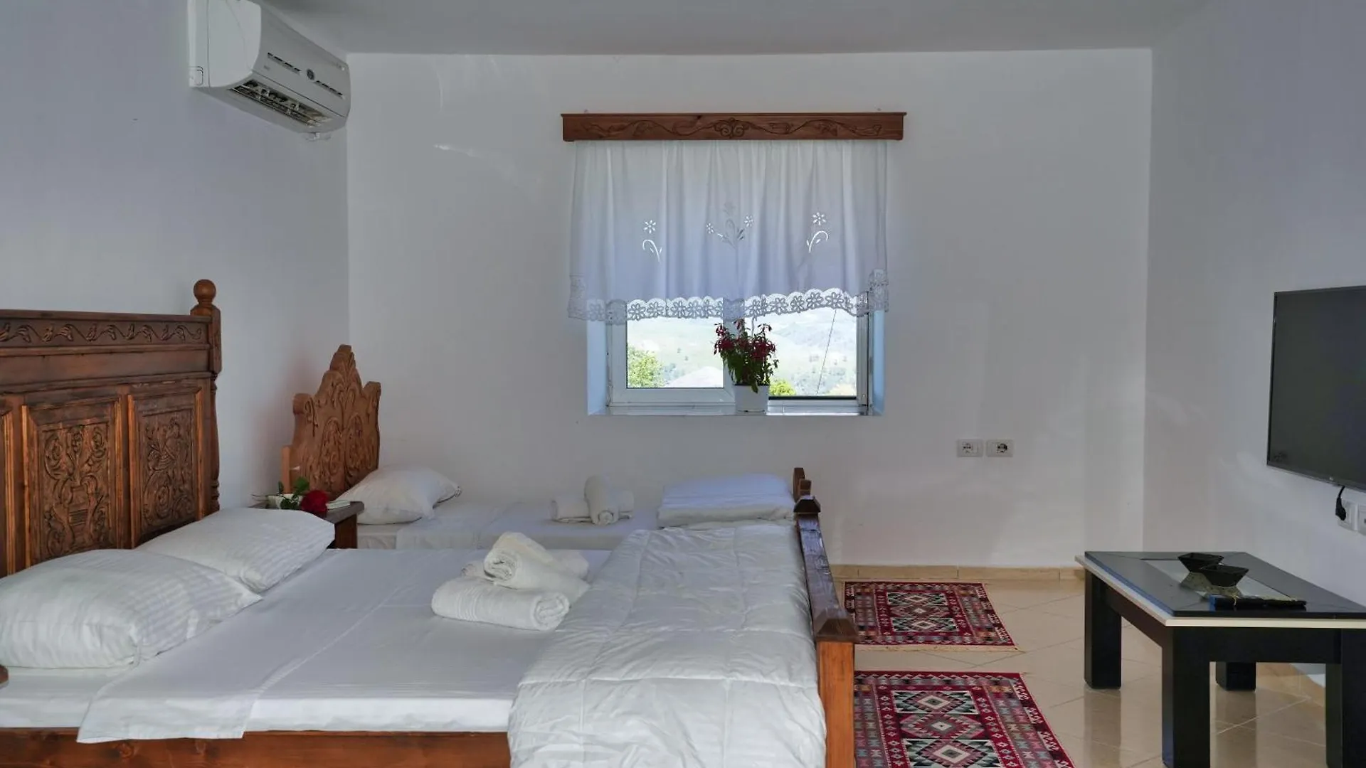 Bed & Breakfast Guri Guesthouse Gjirokastër Albánie