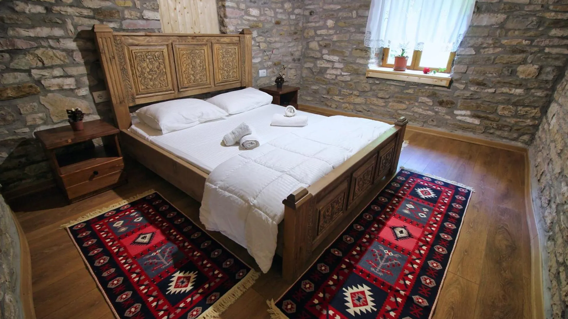 Guri Guesthouse Gjirokastër 0*,  Albánie
