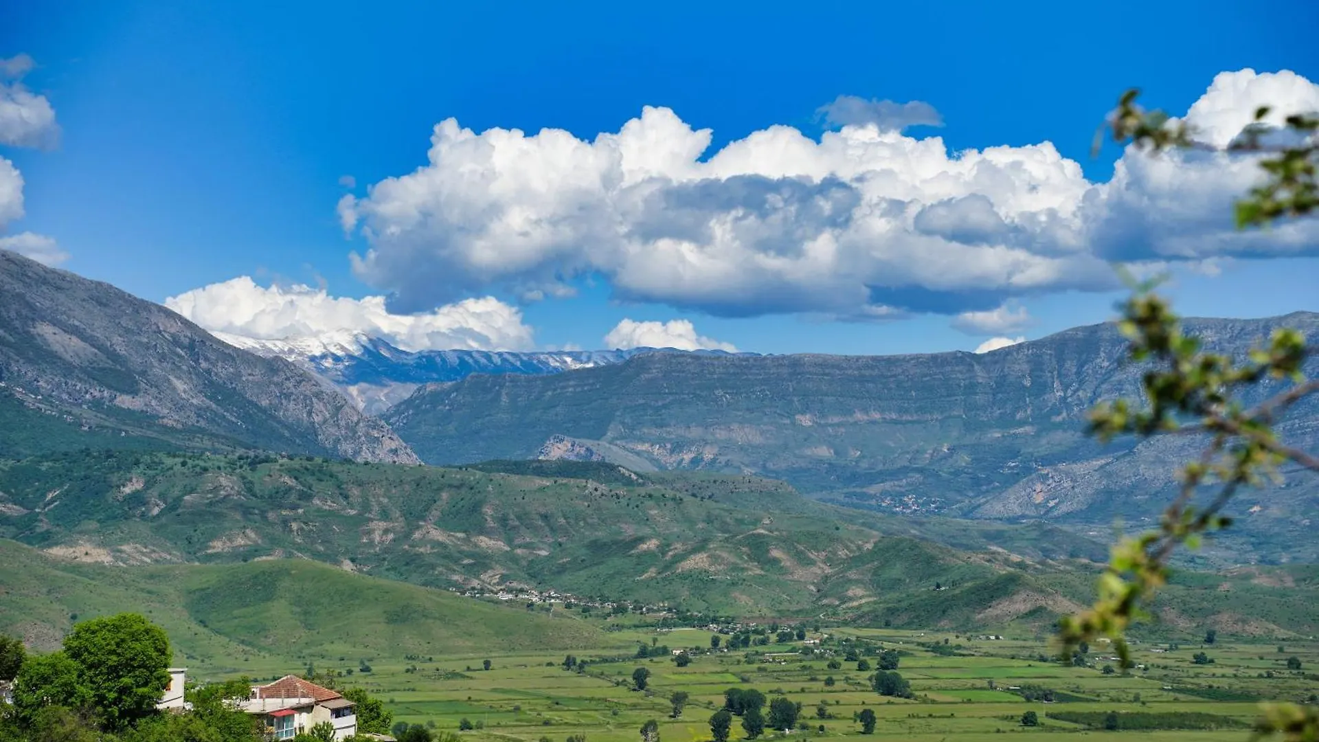 Guri Guesthouse Gjirokastër Albánie