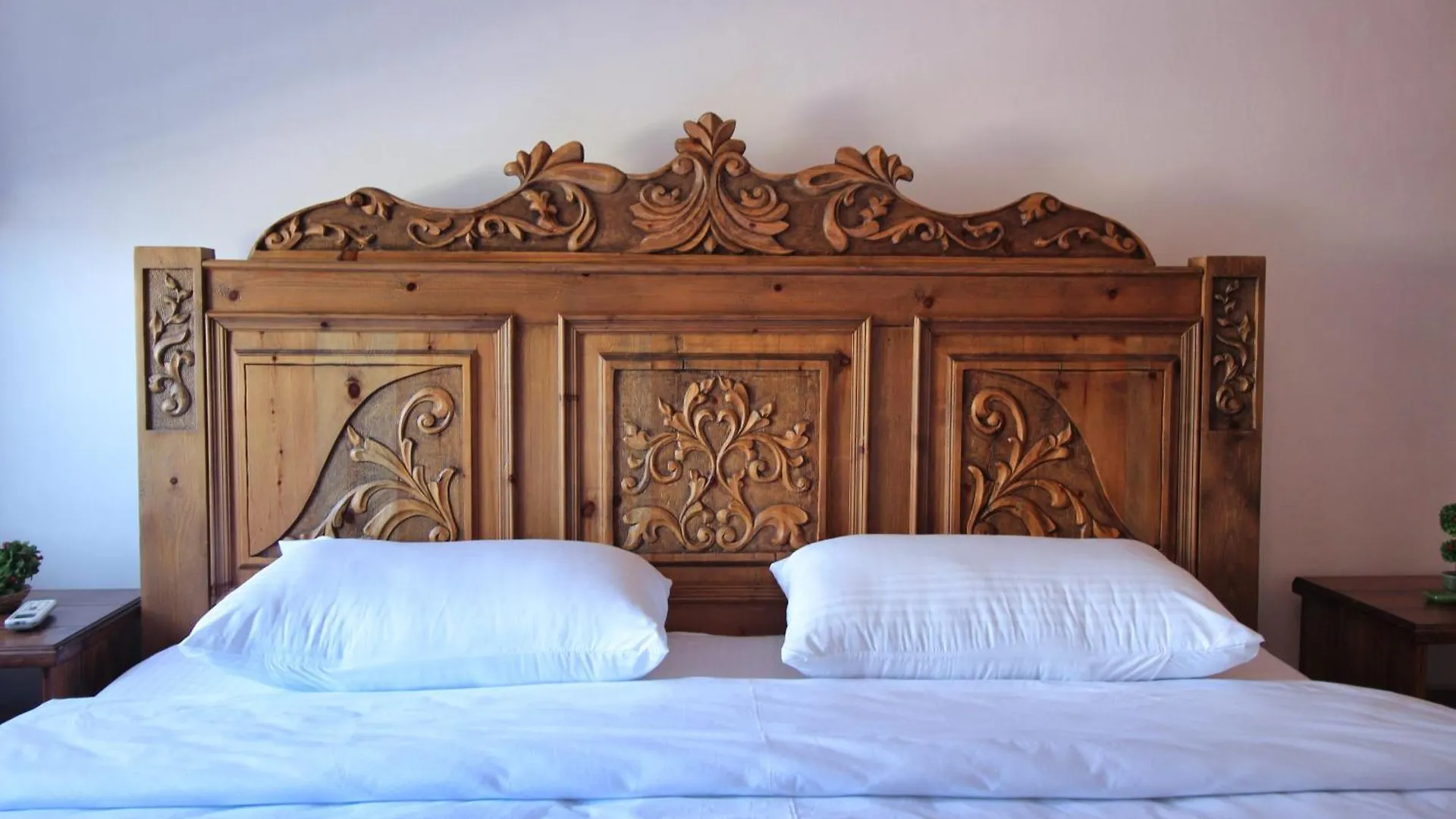 Guri Guesthouse Gjirokastër