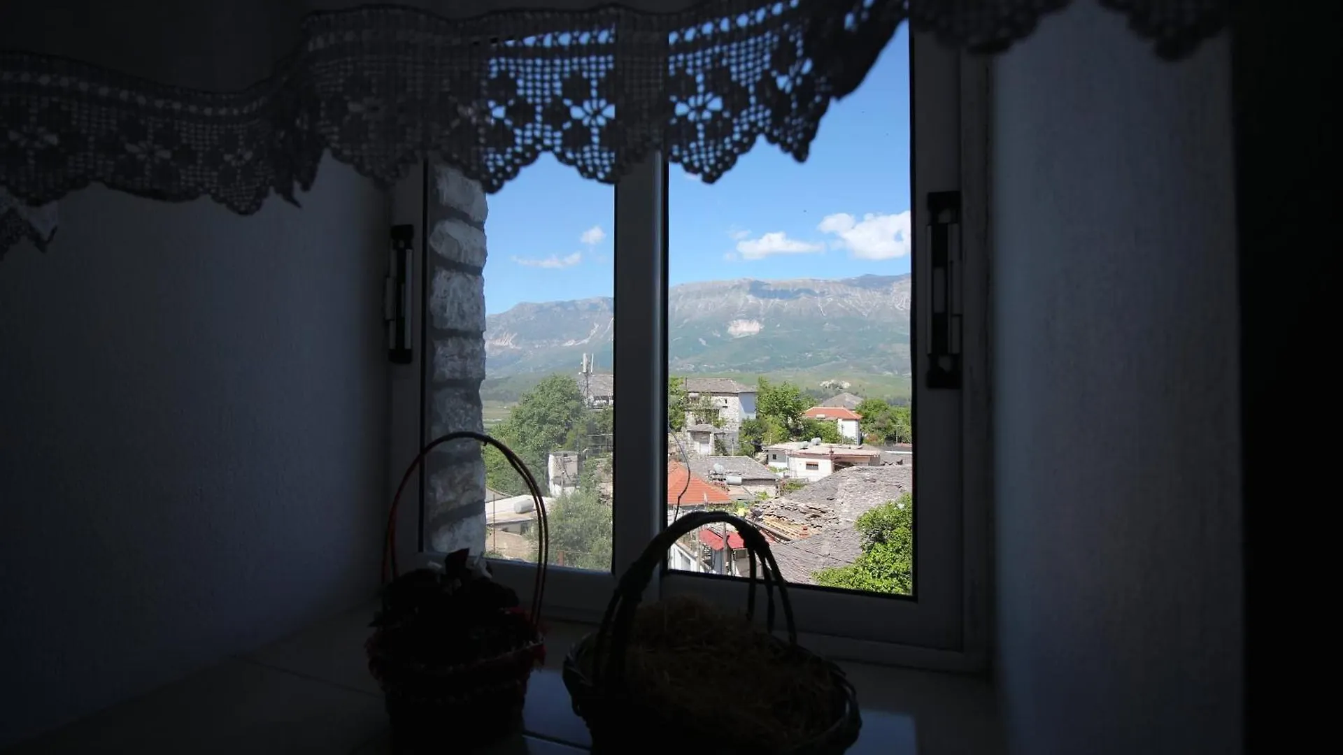 Bed & Breakfast Guri Guesthouse Gjirokastër Albánie