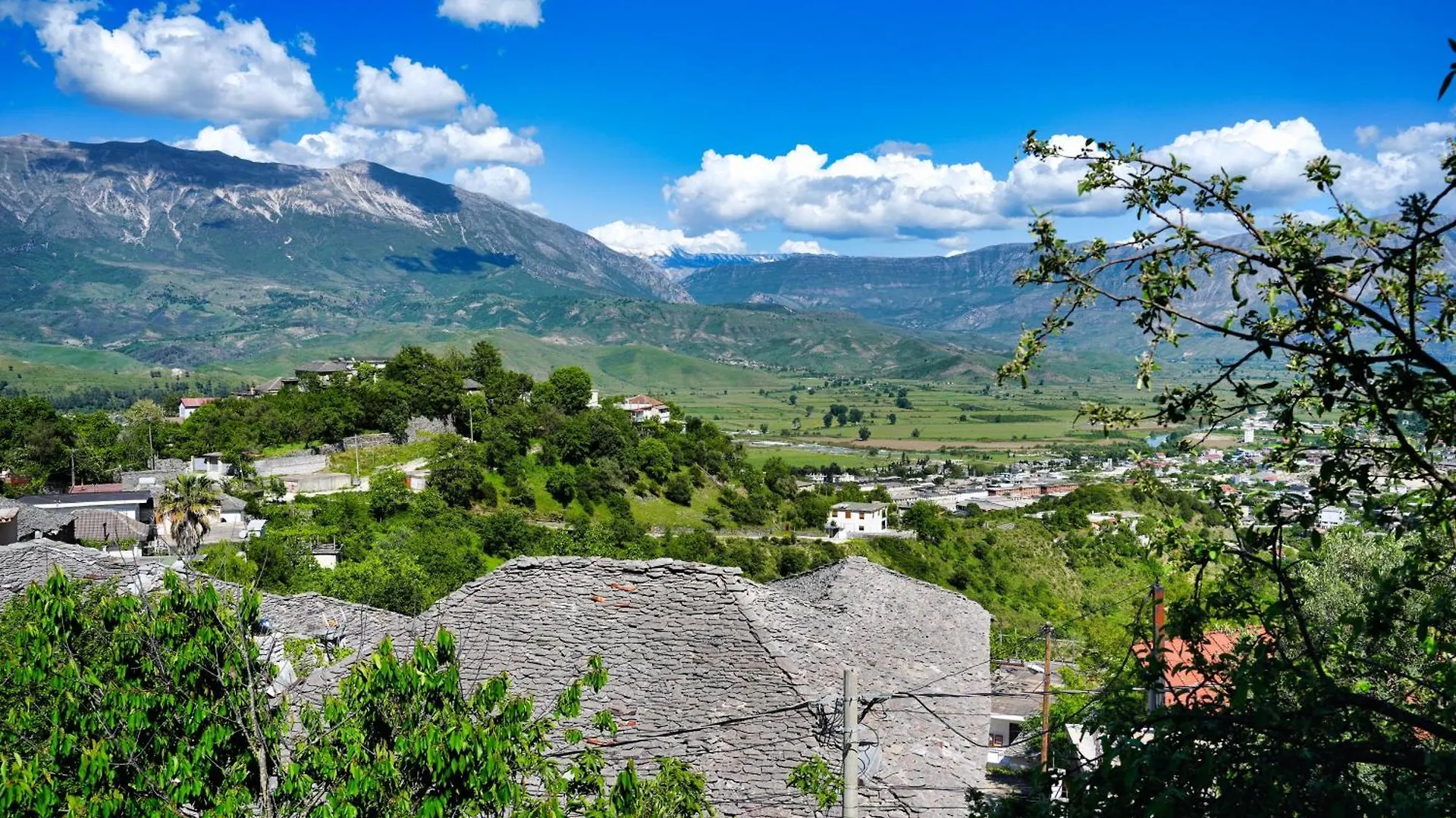 Guri Guesthouse Gjirokastër 0*,  Albánie