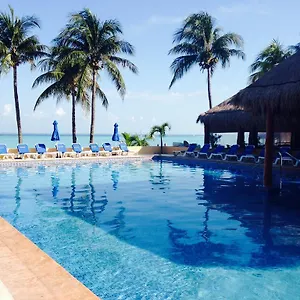 nautibeach-condos.quintano-roohotels.com/