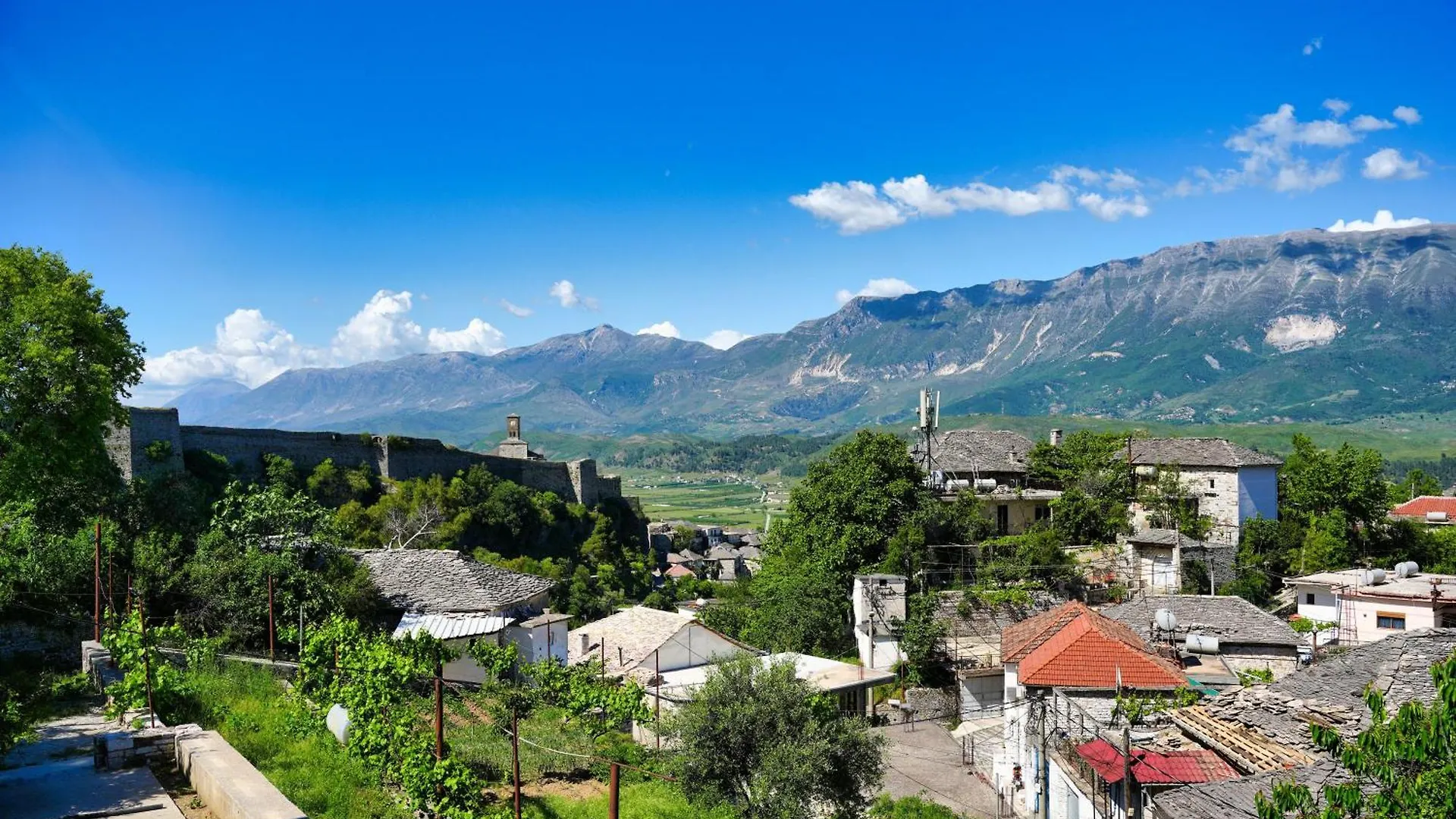 Guri Guesthouse Gjirokastër